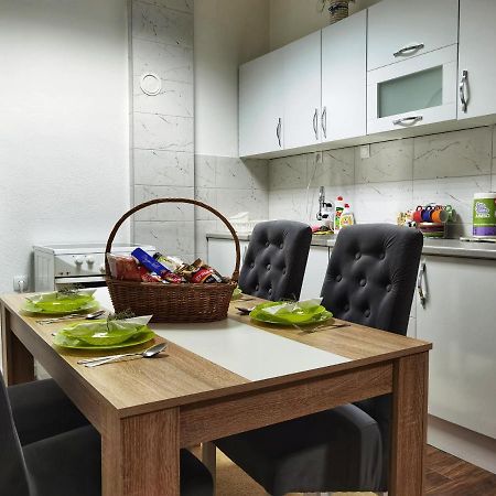 Pale City Center Apartment Exterior foto
